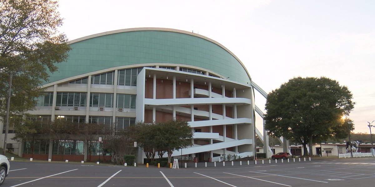 Garrett Coliseum renovation could include new seats air conditioning